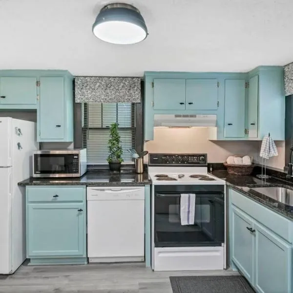Cheerful 2BR in Earlewood, hotel v destinaci Columbia
