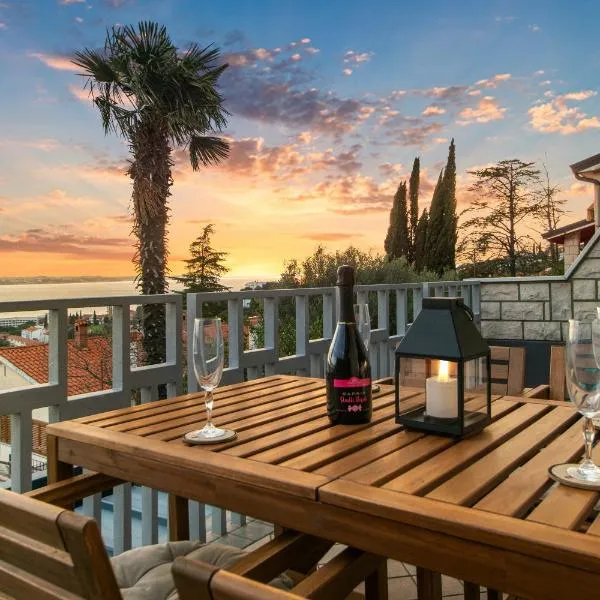 ARIA Superior Apartment, Seaview & Wellness, khách sạn ở Portorož