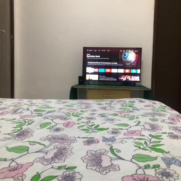 Quarto simples e organizado. - Foto 3