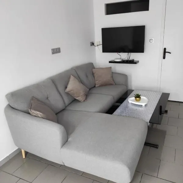 Studio entier avec WiFi, Smart TV, proche Douai, hotel a Sin-le-Noble