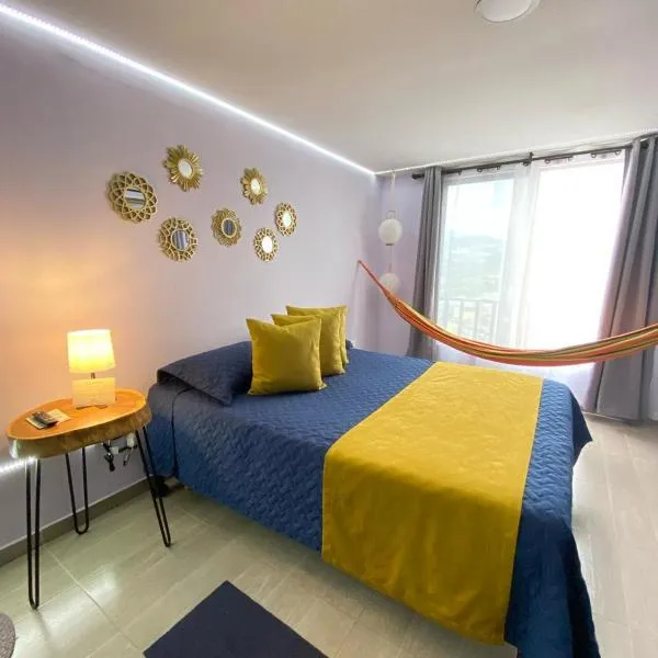 Suite con hamaca y baño privado., hotel v destinaci Manizales