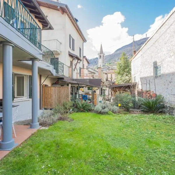 Ponente Balcony & Garden by Rent All Como, hotel in Gravedona