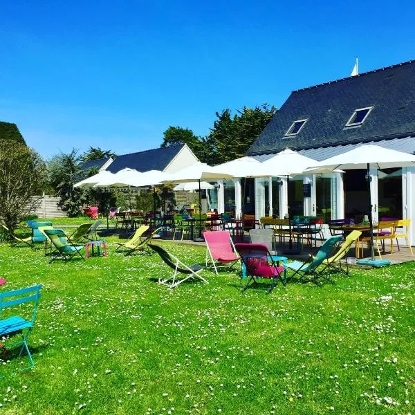 La Sapinière, hotel in Saint-Laurent-sur-Mer