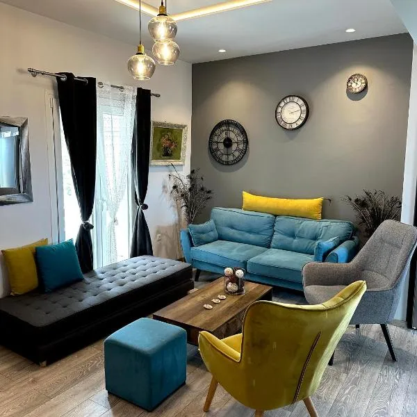 Luxurious/Modern Vacation Home (Clair De Lune), hotel in Ágios Matthaíos
