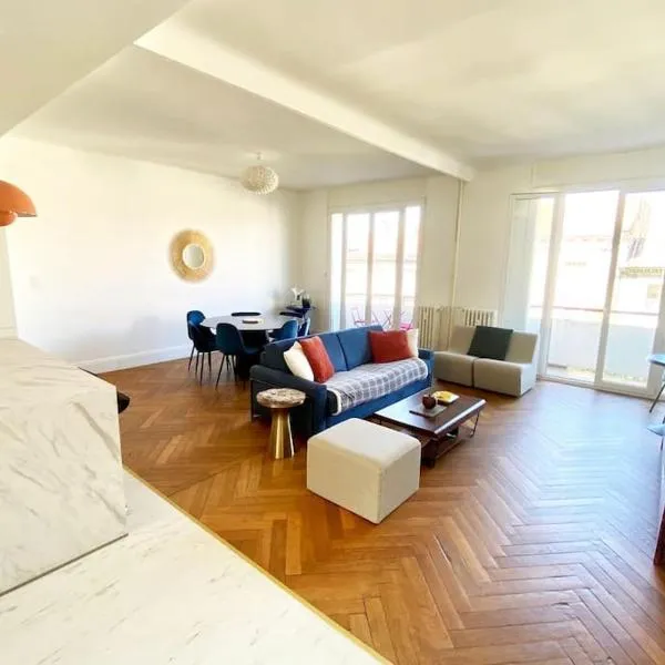 Superbe appartement hyper centre 4 personnes, hotel in Valence