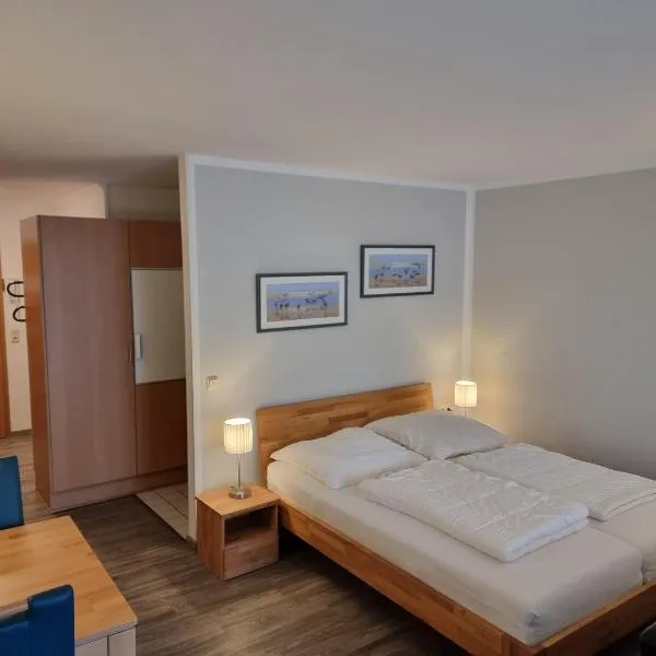 Steiner Strandappartements Appartement 106 Süd- Landseite, hotel v destinaci Stein