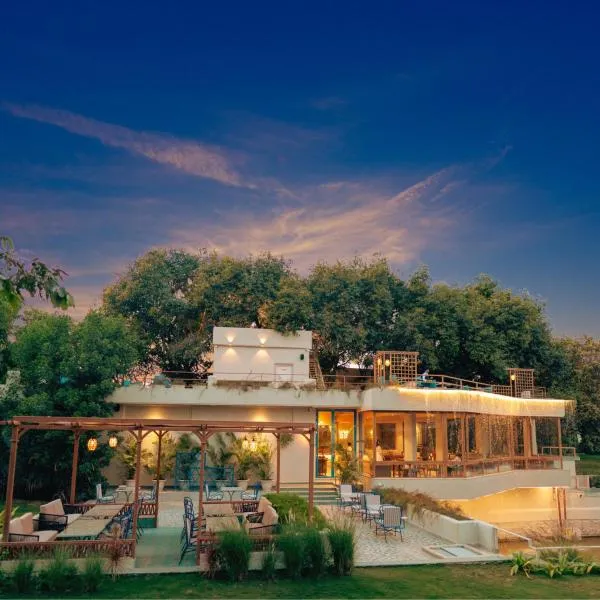 Giovanni Village Resort, hotel in Bhopal