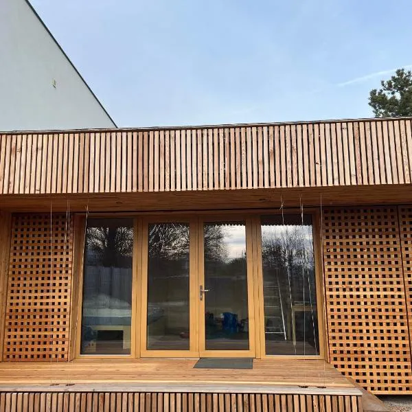 Tiny House Brunn am Gebirge, hotel v destinaci Brunn am Gebirge