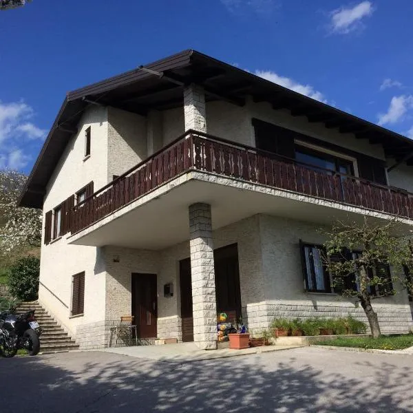 Sunny Hill Apartment, hotel v destinaci Ilirska Bistrica