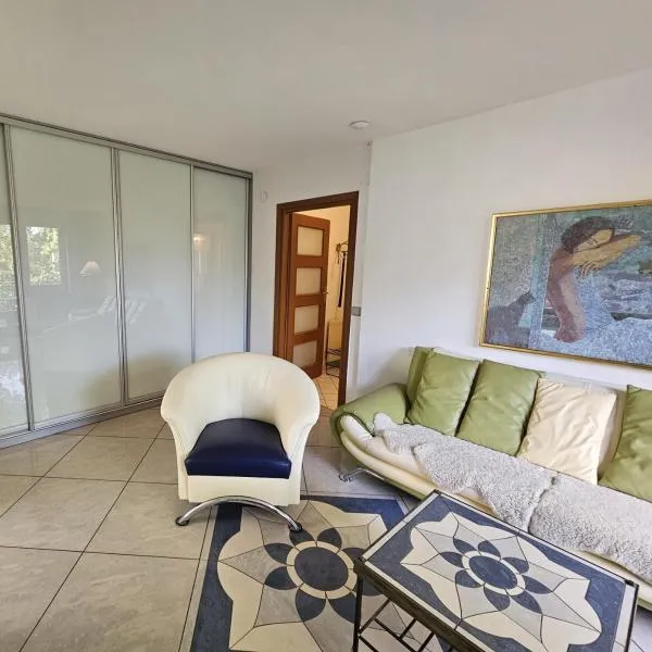 심리스함에 위치한 호텔 Solrosen i Simrishamn - Österlen