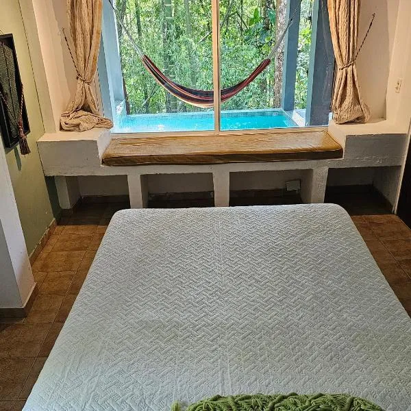 OLP Treehouse Cerro Azul、セロ・アスールのホテル