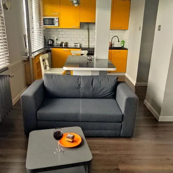 Apartament 7 PIĘTRO (self check-in), hotel v destinaci Řešov