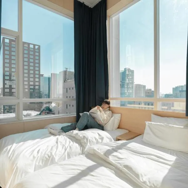 Anook Hotel Hongdae, отель в Сеуле