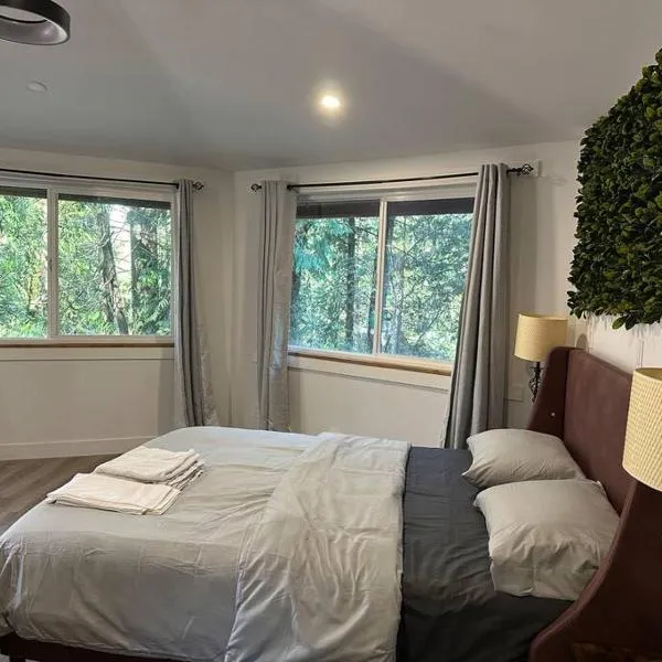 Cabin in the woods @ Cultus Lake，奇利瓦克的飯店