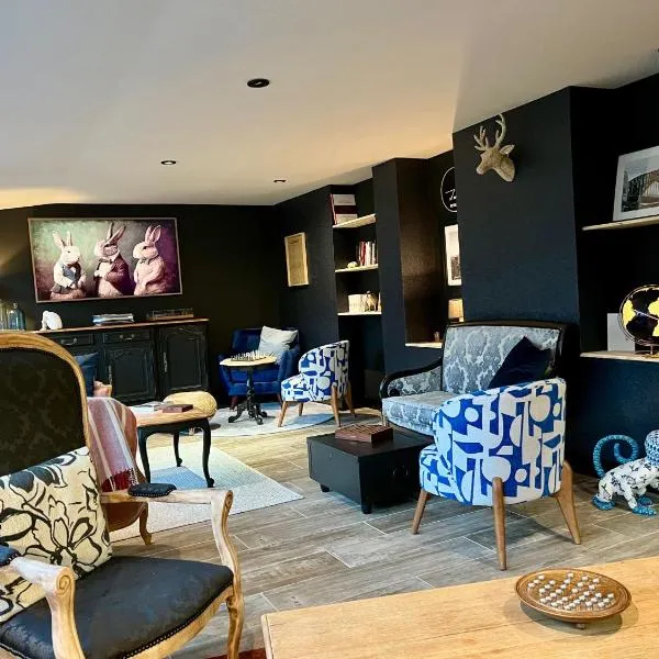 Hôtel Restaurant La Maison – hotel w mieście Trébeurden
