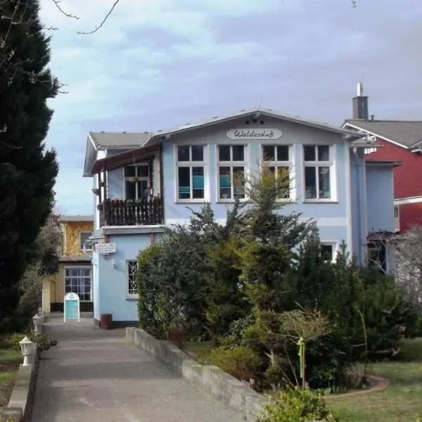 Kos - Ferienwohnungen Waldesduft, hotel v destinaci Ostseebad Koserow