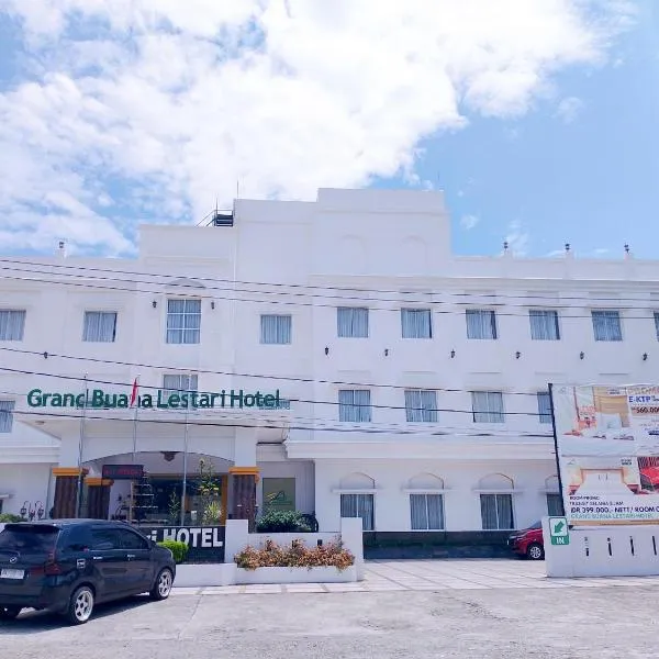 Grand Buana Lestari Hotel, hôtel à Duku