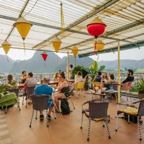 Phong Nha Jasmine Hostel & Roof Top Bar, hotel v destinaci Phong Nha