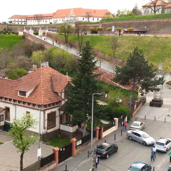 La Poarta Cetății, hotel v destinaci Alba Iulia