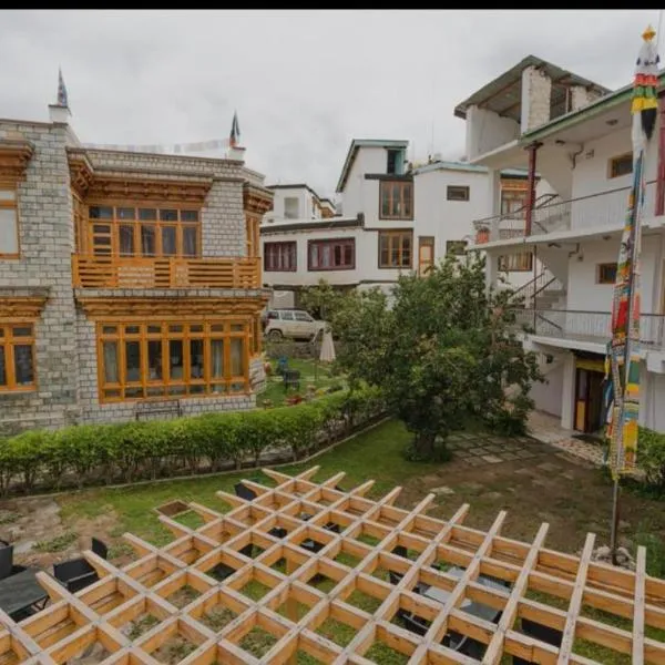 Hotel Lumbini, hotell sihtkohas Leh
