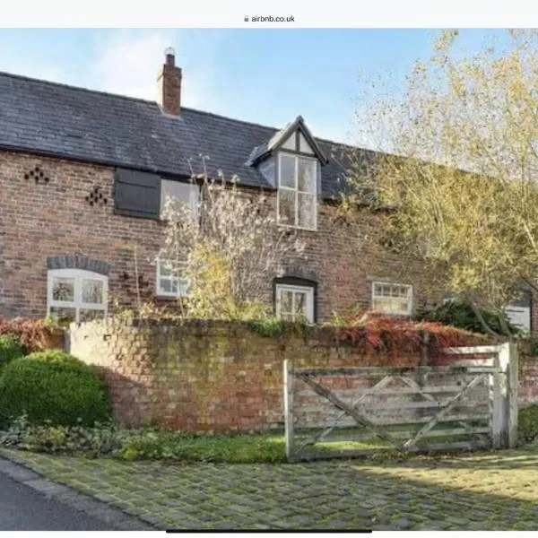 The Coach House Annex, hotel in Tilston