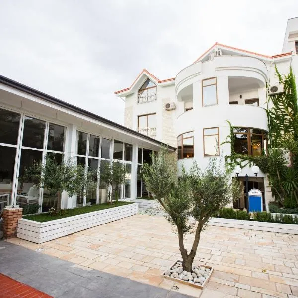Vila Arber, hotel v destinaci Golem