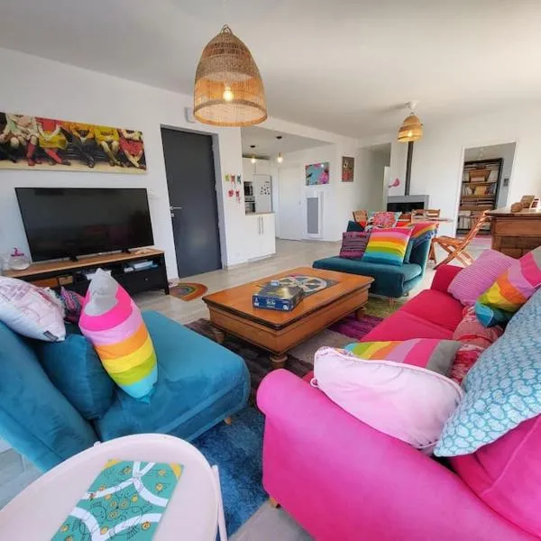 Gîte coquet et coloré au Conquet, hotel v mestu Le Conquet