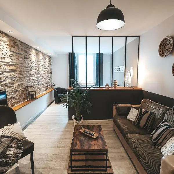 Suit'Home Commerce, hotel in Angers