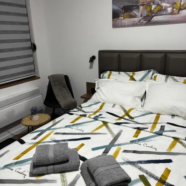 Stan na dan Kutak, hotel v destinaci Raška