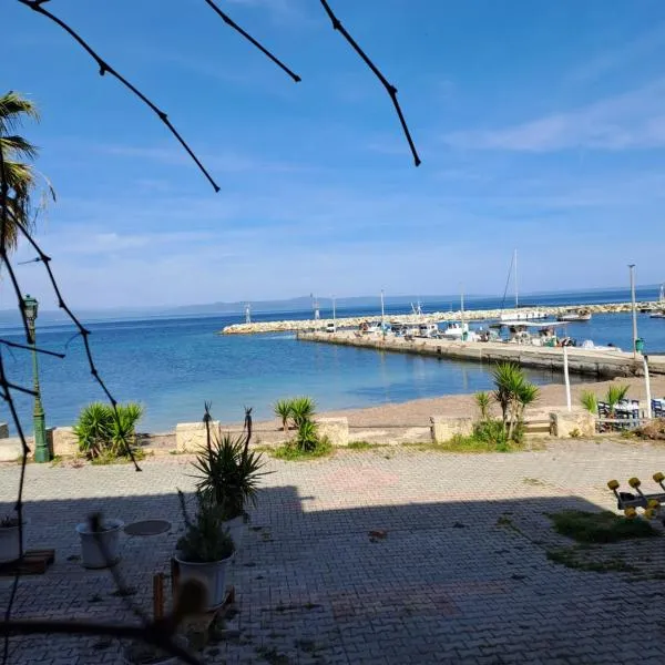 Sea View Apartment, hotel v destinácii Nea Fokea
