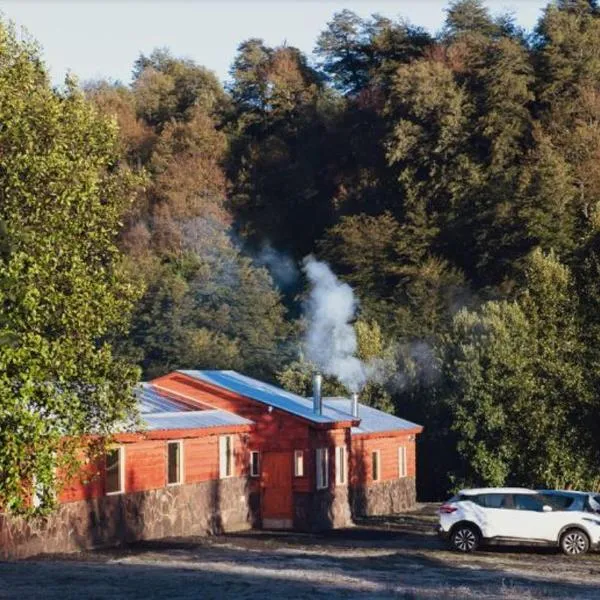 Cabañas & Hostal Lefuco, hotel in Los Raulíes