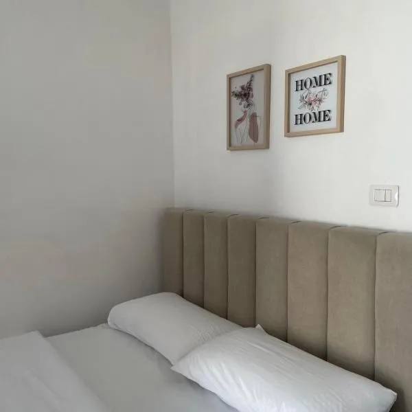 Rent rooms Loren, Hotel in Vlora