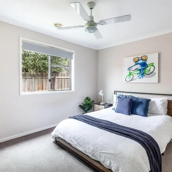 Oakdean Resort- Pool, Spa, Beach, Sleep 10, hotel v destinaci Ocean Grove