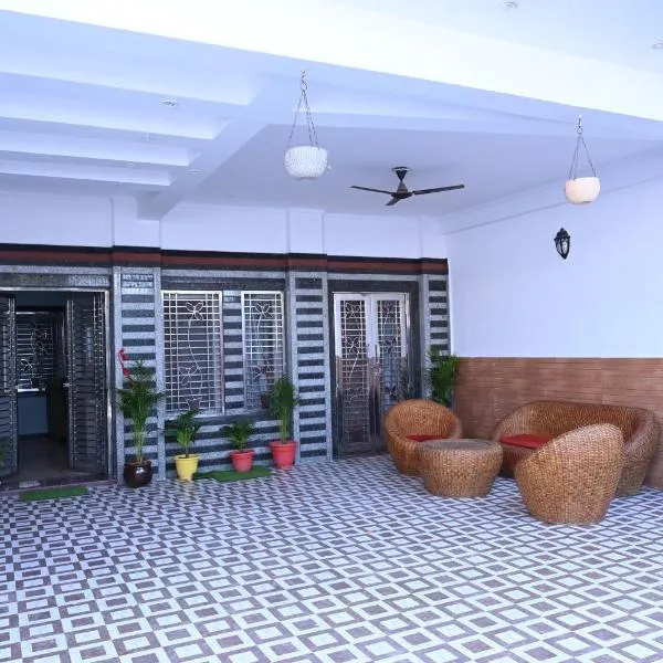 HOTEL AYODHYA PAYING GUEST, отель в городе Ayodhya