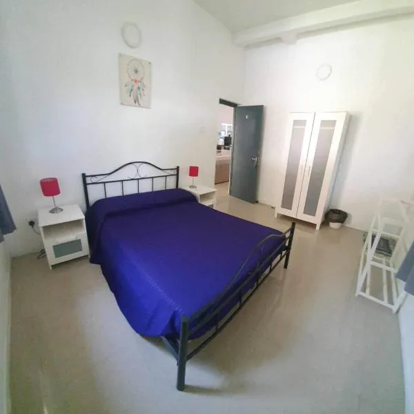 Home From Home, hotel v destinaci Nugegoda