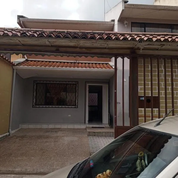 Casa Anthony, hotel en Cuenca