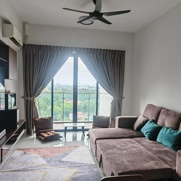 Sweet Home 暖居 Danga Bay CountryGarden, hotel in Johor Bahru