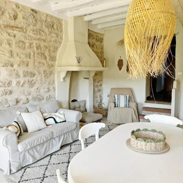 Masia Aubareda, hotel in San Martín de Tous