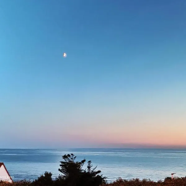 fenêtre sur mer maison vue mer splendide, hotel v destinácii Équihen-Plage