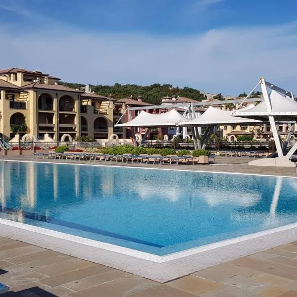 Hotel San Rocco, khách sạn ở Muggia