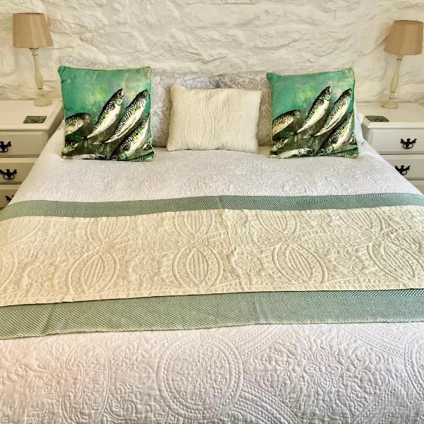 The Old Post House B&B, hotel in St Just