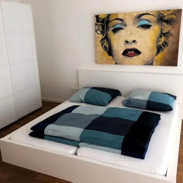 Luxury Loft Apartment Hamburg Downtown HafenCity, khách sạn ở Hamburg