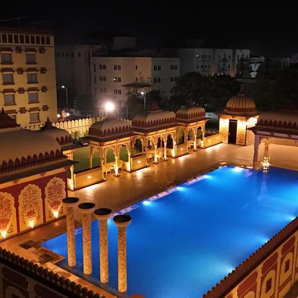 Umaid Haveli-A Heritage Style Hotel & Resort, khách sạn ở Dhānd