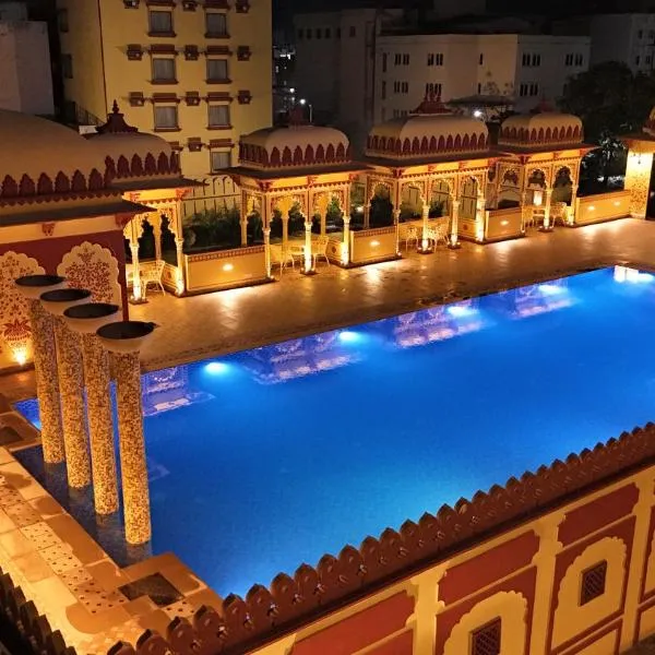Umaid Haveli-A Heritage Style Hotel & Resort, hotel in Jaipur
