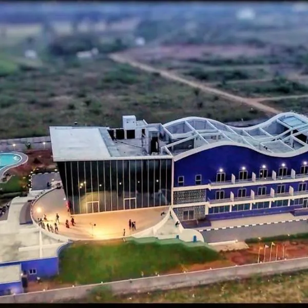 Silver Stone Park Resort, Kovilpatti, hôtel à Kovilpatti