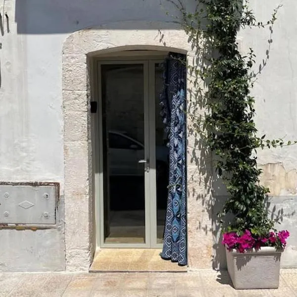 Calce Home, hotel in Ceglie Messapica