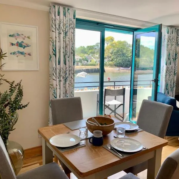 Crabshell Quay waterfront living in Kingsbridge, hotel en Kingsbridge