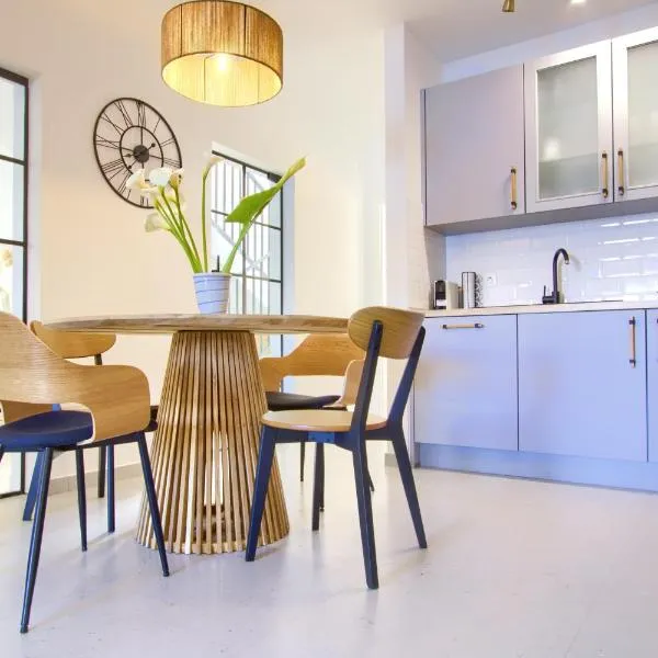 Peter's beachside retreat, hotel sa Kali