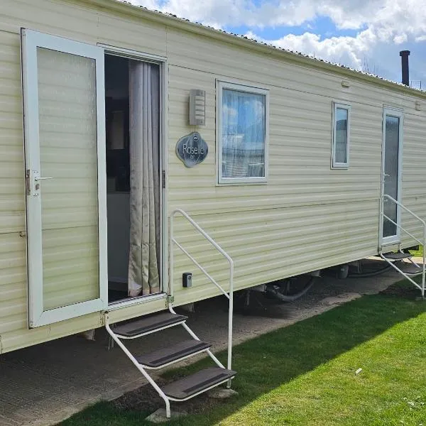 J.R. Holiday Homes, hótel í Clacton-on-Sea