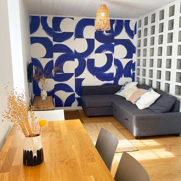 Charmant appartement rénové au cœur de Concarneau, hotel v destinaci Concarneau